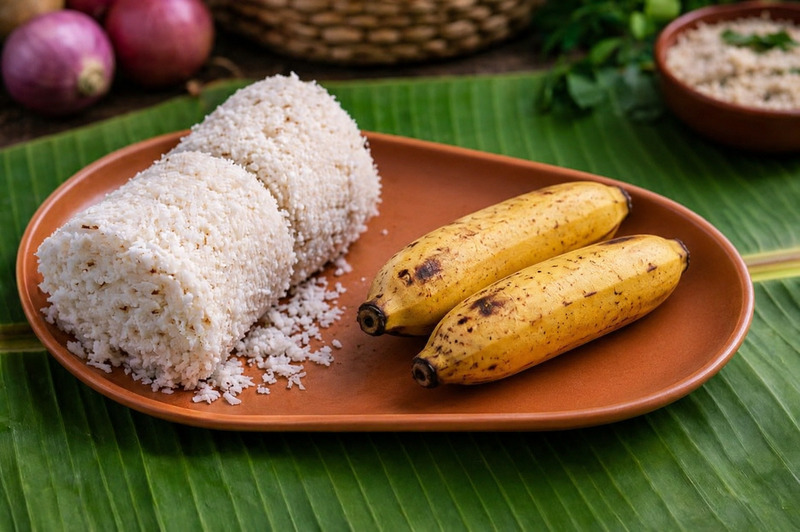 Puttu (2 Slice) & 2 Banana
